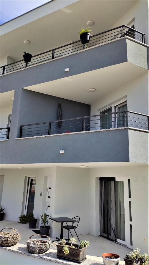 Luxury Apartment Pape Baška Voda Exterior foto